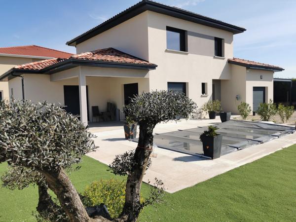 Somptueuse Villa de 140  m²  avec piscine