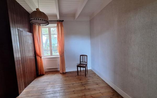 Maison à vendre    7 pièces •  Plougasnou