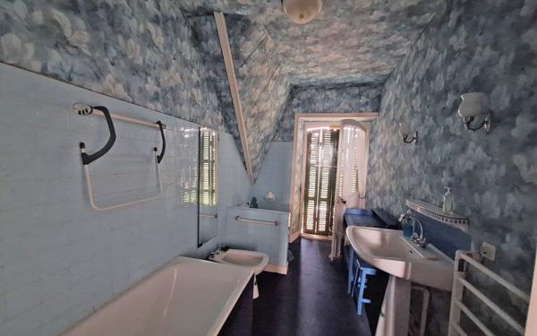 Maison à vendre    7 pièces •  Plougasnou