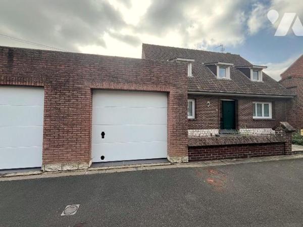 HAZEBROUCK - Secteur rue de Merville | Maison familiale en semi plain-pied, 4 chambres, avec do...