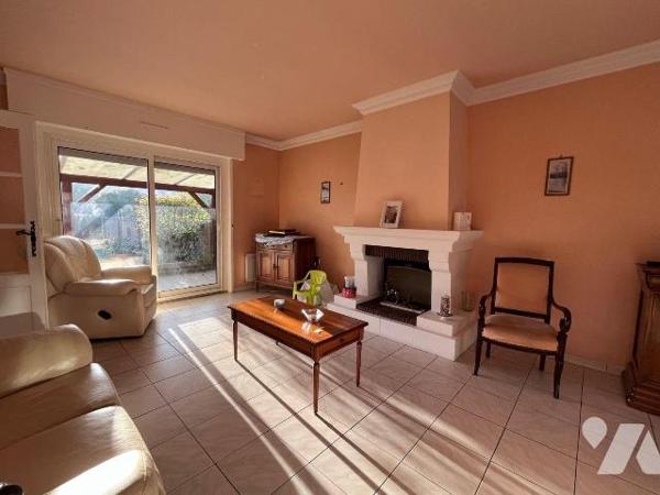 HAZEBROUCK - Secteur rue de Merville | Maison familiale en semi plain-pied, 4 chambres, avec do...
