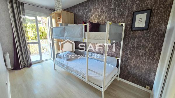 Appartement Garage et Parking au calme, T3 d'environ 55 m² à deux pas du Capélan - Bandol