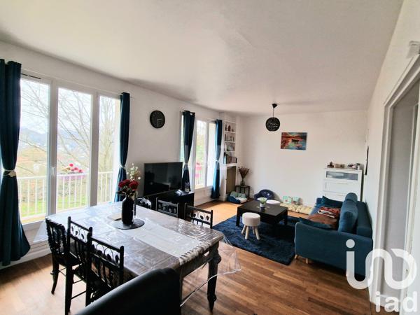 Appartement 4 pièces de 66 m² à Orsay (91400)
