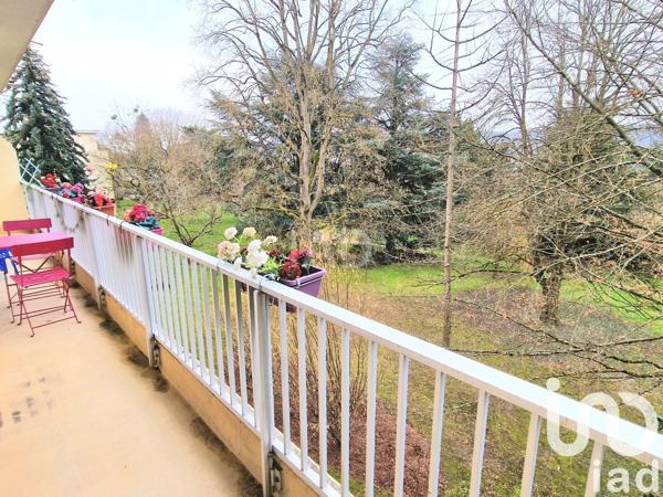 Appartement 4 pièces de 66 m² à Orsay (91400)