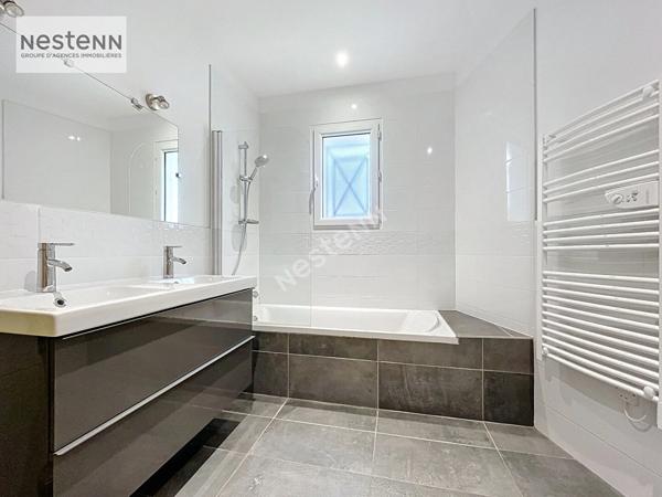 Maison moderne à vendre à Cuers - 3 chambres, piscine et jardin spacieux !