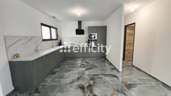 Maison
         4 pièces
        - 95 m²