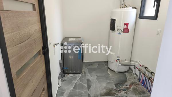 Maison
         4 pièces
        - 95 m²