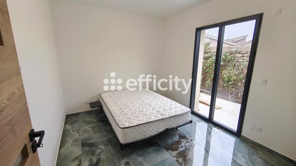 Maison
         4 pièces
        - 95 m²