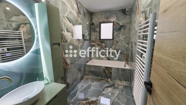 Maison
         4 pièces
        - 95 m²