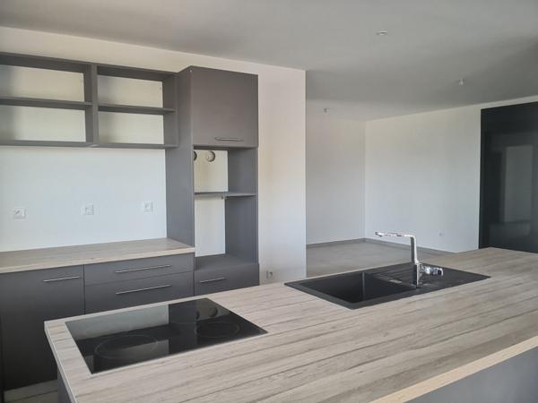 Maison recente de 2022 dans un cadre verdoyant