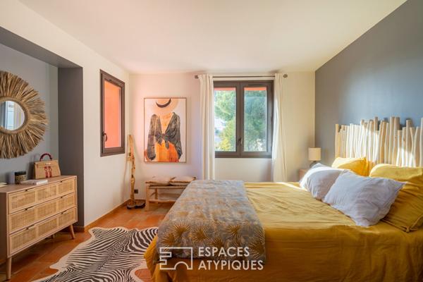 Maison d’architecte rénovée avec échappée mer