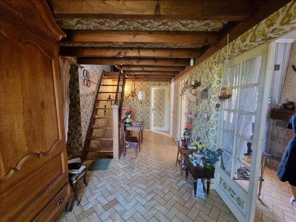 Maison à vendre 181 000 € Bazas 8 p 215 m² DPE E