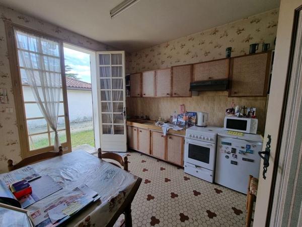 Maison à vendre 181 000 € Bazas 8 p 215 m² DPE E