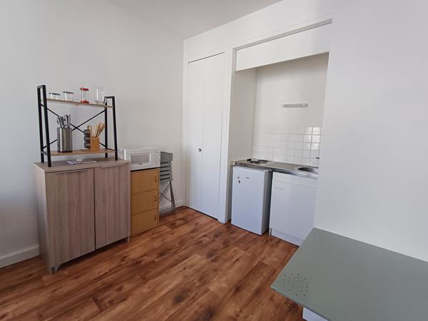 Location appartement La Roche Sur Yon : 455 € - AJP Immobilier La Roche-sur-Yon