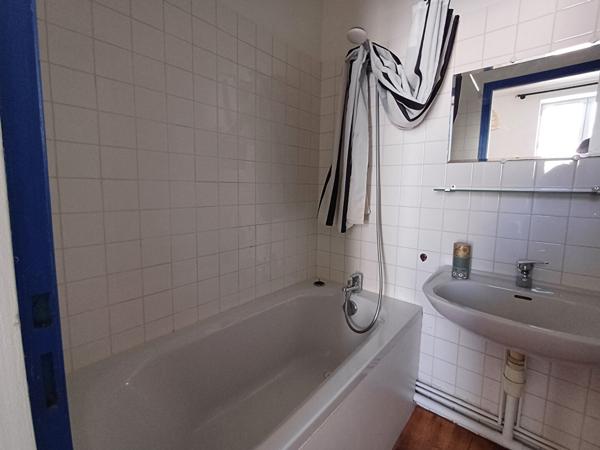 Location appartement La Roche Sur Yon : 455 € - AJP Immobilier La Roche-sur-Yon