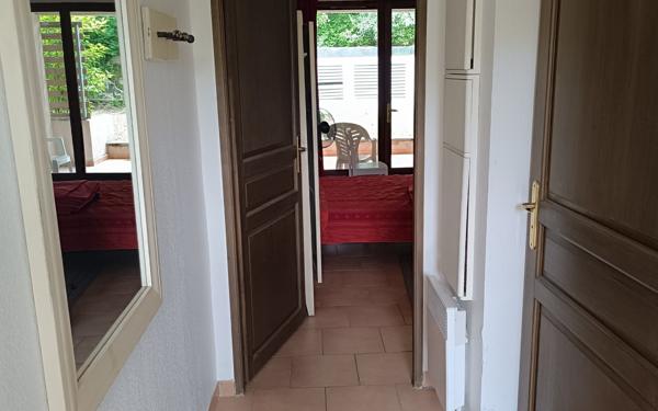 Appartement à vendre    1 pièce • 24,71 m2 Barjac