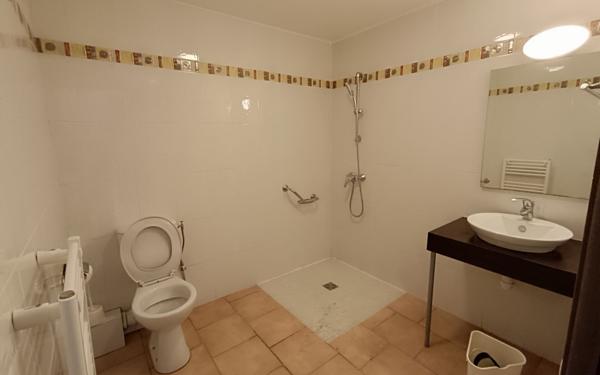 Appartement à vendre    1 pièce • 24,71 m2 Barjac