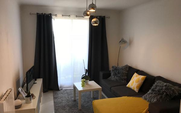 Appartement à vendre    2 pièces • 39,91 m2 Marseille 10