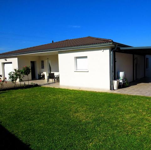 Maison  de plain pied Viriat 5 pièce(s) 113 m2