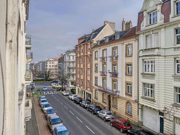 Charmant T4 rénové à Metz – À 600 m de la gare