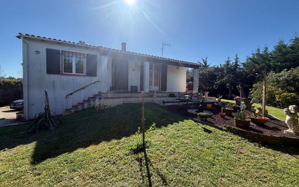 Maison à vendre    4 pièces •  Meschers-sur-Gironde