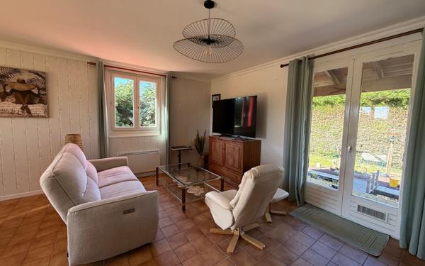 Maison à vendre    4 pièces •  Meschers-sur-Gironde