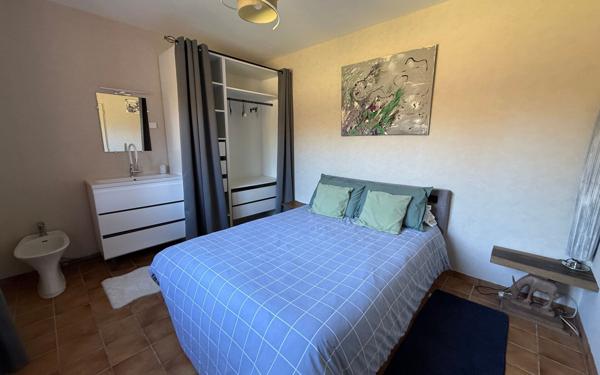 Maison à vendre    4 pièces •  Meschers-sur-Gironde