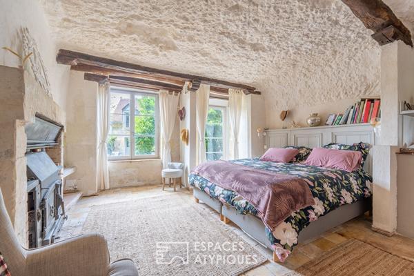 Habitation semi-troglodytique pleine de charme