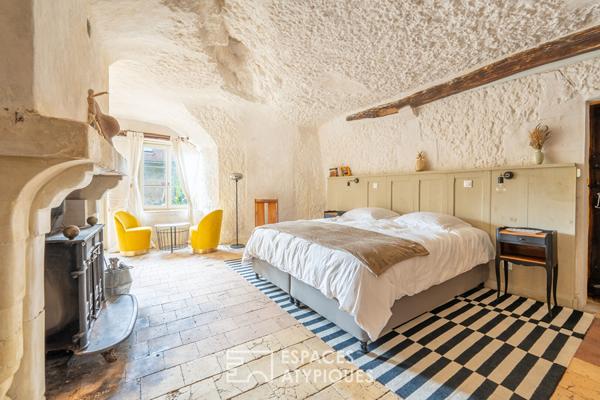 Habitation semi-troglodytique pleine de charme