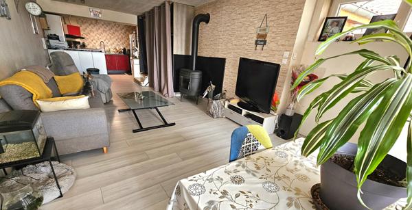 Maison de 103 m2 - 4 chambres avec terrasse et grande cave