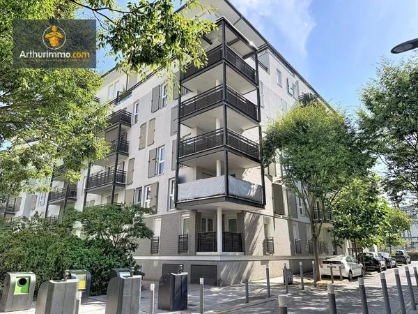 Vente                                                      Appartement
                        
                     3 pièces                      57 m2                     à Ermont