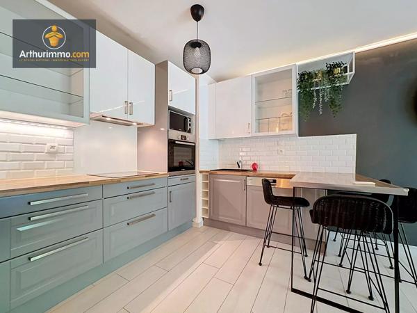 Vente                                                      Appartement
                        
                     3 pièces                      57 m2                     à Ermont