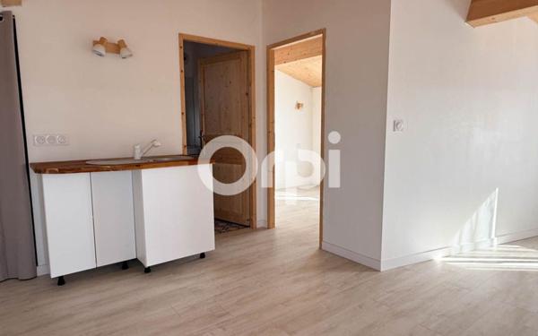 Maison à vendre    4 pièces •  Saint-Rogatien