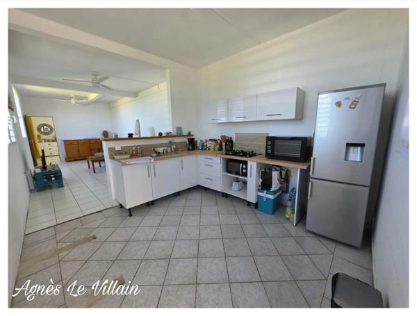 Maison de 3 logements + un à rénover