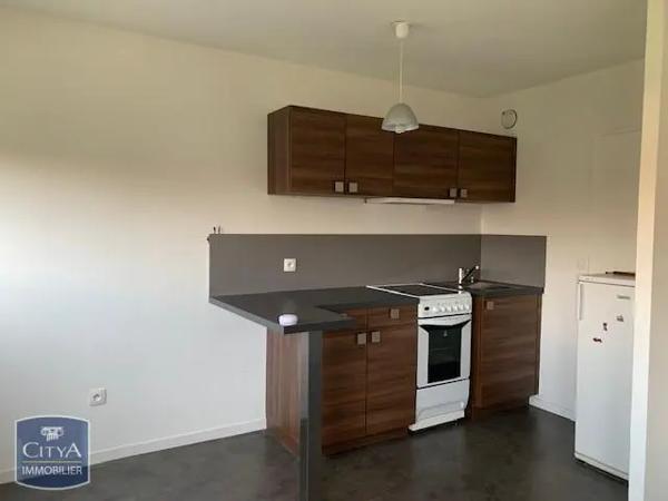 Appartement à louer 1 pièce 31.7m²