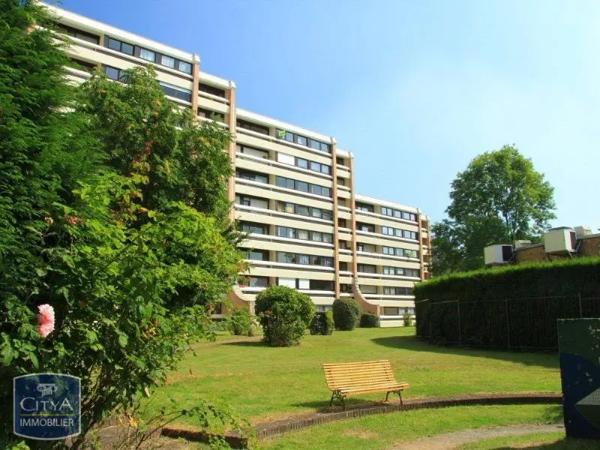 Appartement à louer 1 pièce 31.7m²