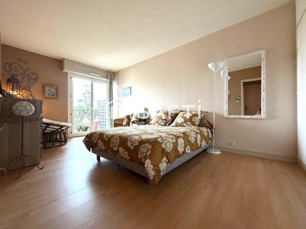 T3 avec vue imprenable sur Bordeaux et Mérignac