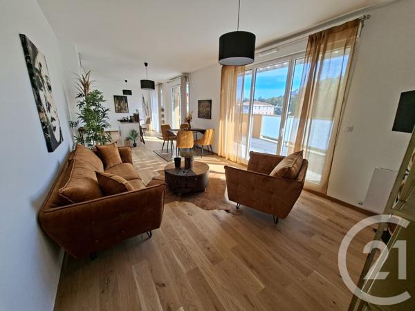 Appartement T4 à vendre  5 pièces - 107,35 m2 TASSIN LA DEMI LUNE - 69