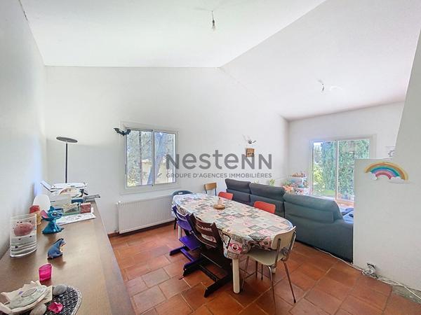 Maison de 150M2 (+ garage de 90 m2 amenageable) sur un terrain de 3 400m2 - Secteur de la Treille