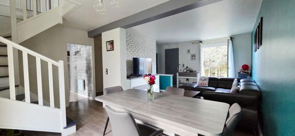 Maison idéal pour la famille proche gare, ecoles, commerces.