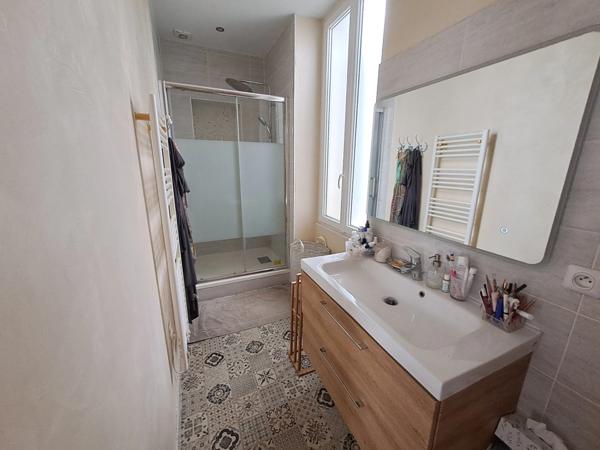 Propriété de Charme - 5 Chambres et bureau