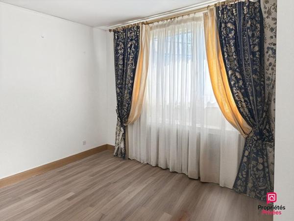 Maison Sable Sur Sarthe 5 pièce(s) 97 m2