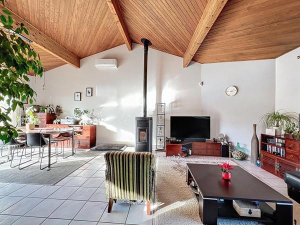 MAISON FAMILIALE 6 PIECES  146 M² AVEC PISCINE - MERIGNAC (33700)