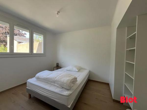 Maison 6 pièce(s)