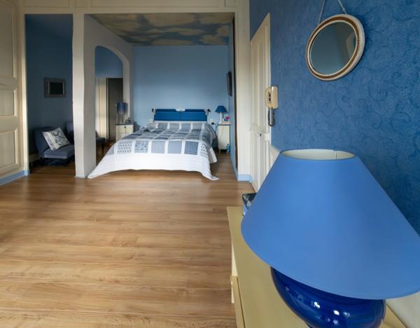 Demeure en Hyper centre de CHALONS EN CHAMPAGNE de 14 piéces- Garage