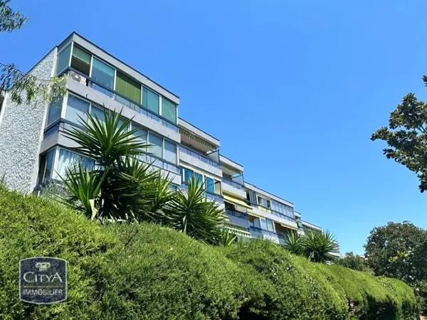 Appartement à vendre 2 pièces 50m² Mandelieu-la-Napoule (06210)