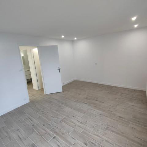 F3 de 85 m² avec Place de Parking – Disponible Immédiatement avec parking Trappes Loyer : 1200 € CC