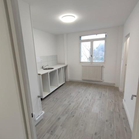 F3 de 85 m² avec Place de Parking – Disponible Immédiatement avec parking Trappes Loyer : 1200 € CC