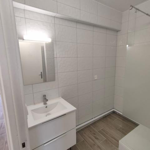 F3 de 85 m² avec Place de Parking – Disponible Immédiatement avec parking Trappes Loyer : 1200 € CC