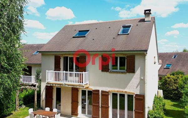 Maison à vendre    6 pièces • 150,77 m2 Chambourcy